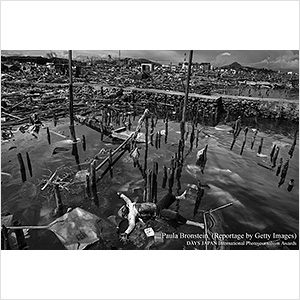 フィリピン巨大台風　破壊された村