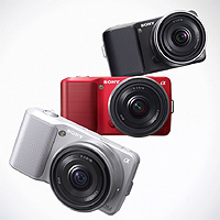 レンズ交換式 デジタルカメラ / レンズ交換式
デジタルHDビデオカメラレコーダー
Eマウントレンズ商品群 “α” NEX-5 / NEX-3、