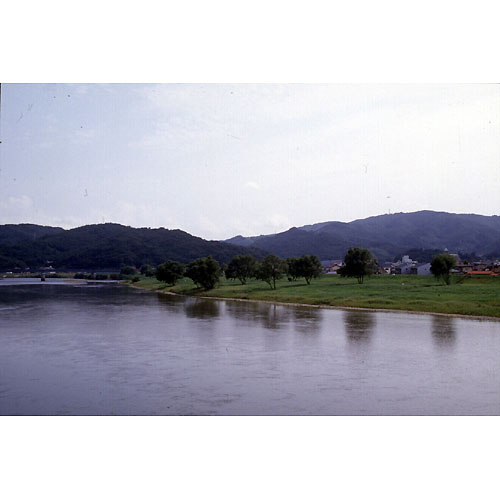 09-b.jpg