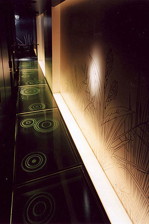 「折衷Bar シヅク・トウヤ」