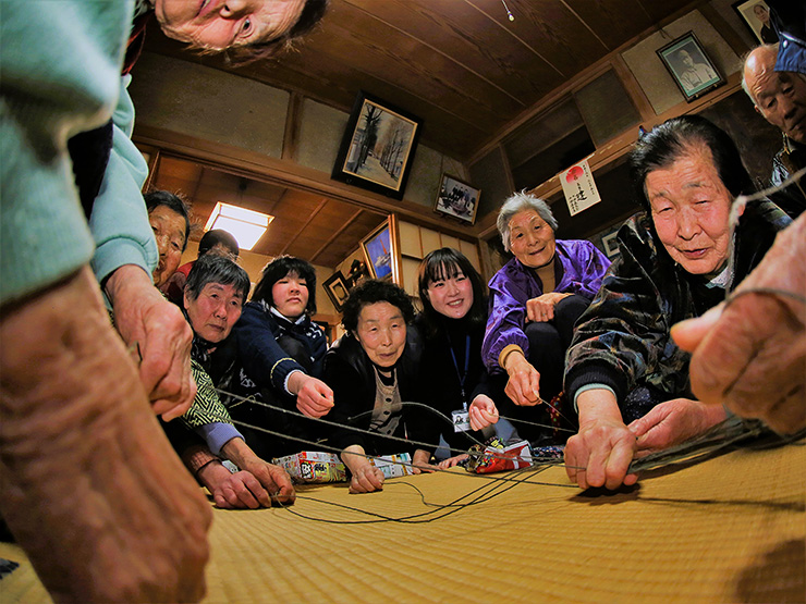 まめで達者な村を